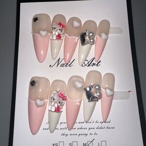 Hello Kitty Pink and White Nail Art Set